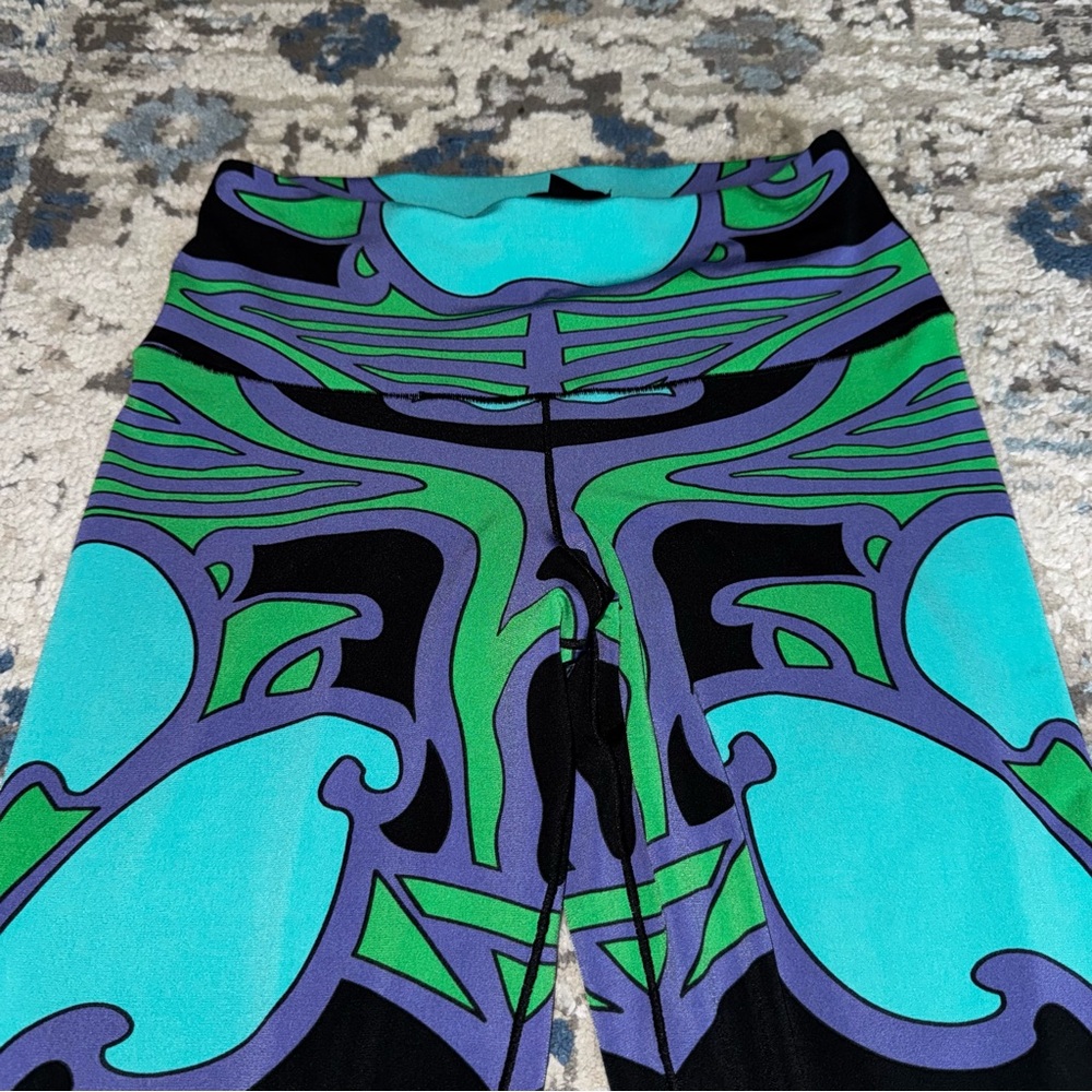 Eva Varro Vibrant Patterned Leggings - Picture 4 of 4